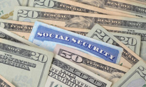 Social Security, Retirement, Financial Planning, Work and Social Security, Taxation, Early Retirement, Retirement Benefits, Social Security Strategy, Income Planning, Financial Consequences,